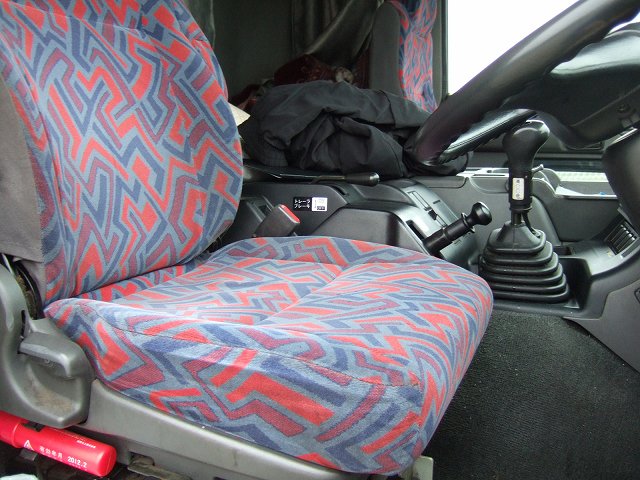 Isuzu () Giga EXZ52J3 (J6):  