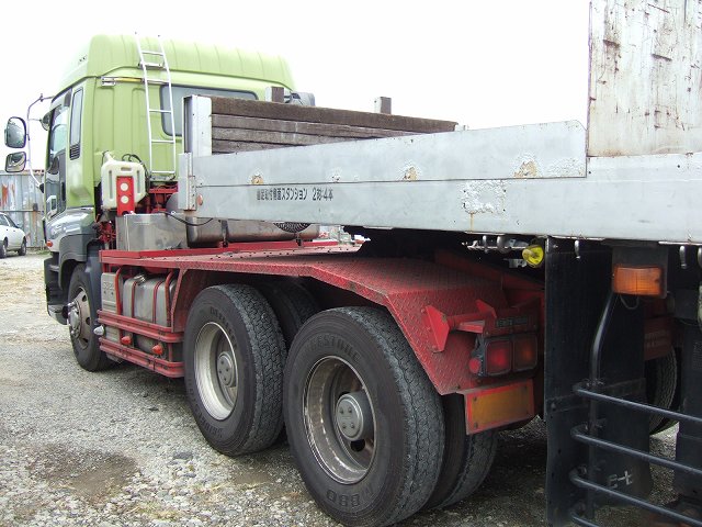 Isuzu () Giga EXZ52J3 (J6):  