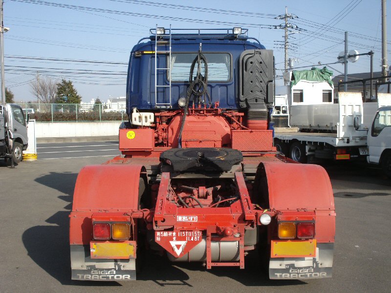 Isuzu () Giga EXD52D6 (52D3, 52D8, 51G6):  