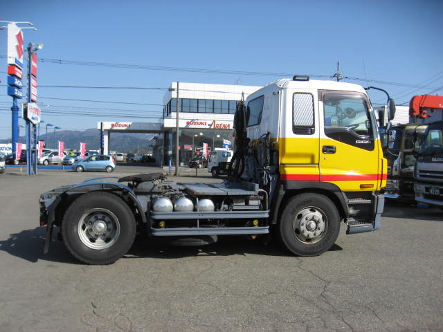 Isuzu () Giga EXD82D2:  