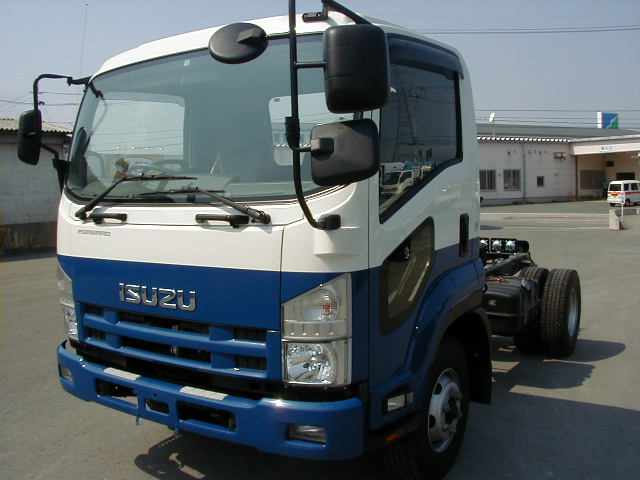 Isuzu () Forward FSR90:  