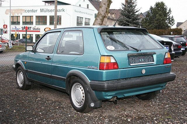 Volkswagen (VW) () Golf Mk II (19E, 1G1):  