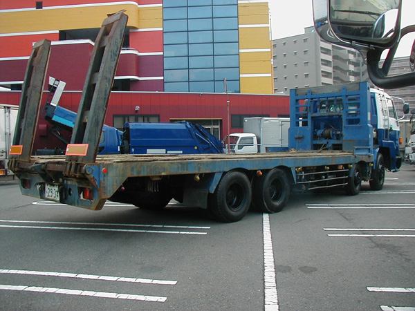 Isuzu () Truck CXH19U:  