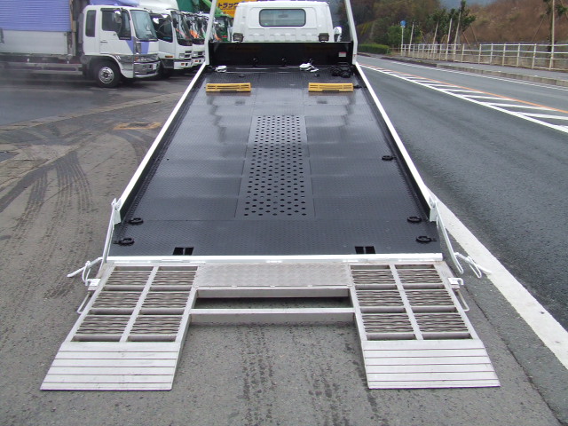 Isuzu () Elf NPR72G (P):  