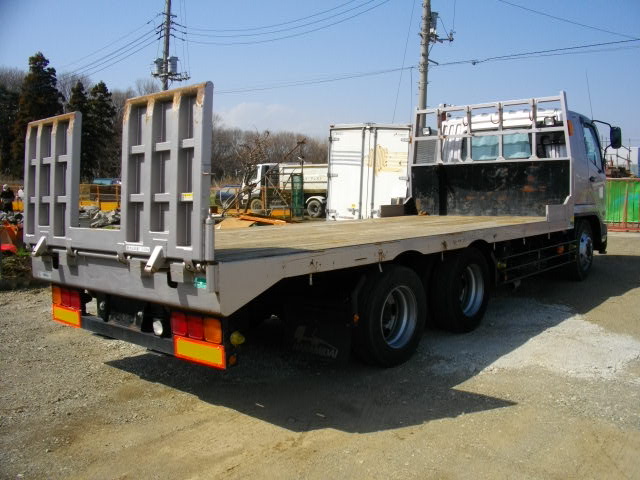 MMC Mitsubishi () Fuso Fighter FQ62F:  