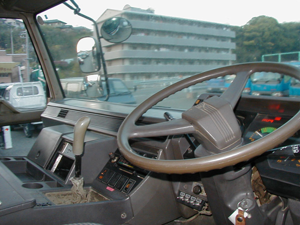 MMC Mitsubishi () Fuso FS416N:  