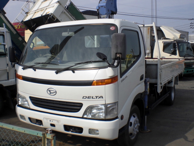 Daihatsu () Delta XZU412 (XZU411N):  