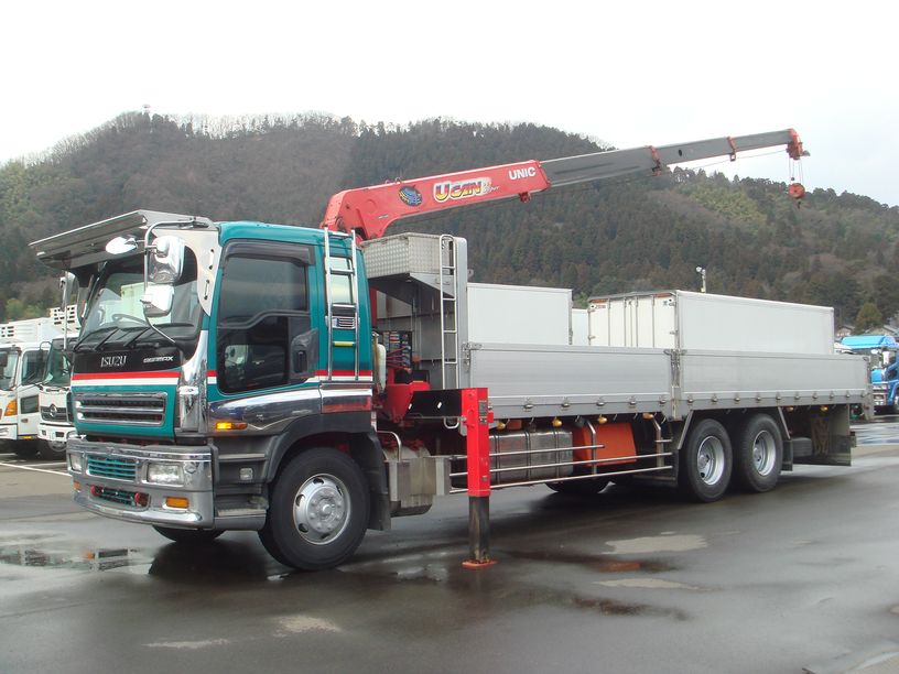 Isuzu () Gigamax CYY51V4J (CYY51V5):  