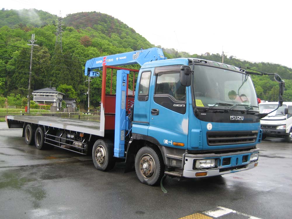 Isuzu () Gigamax CYJ23W3Z:  