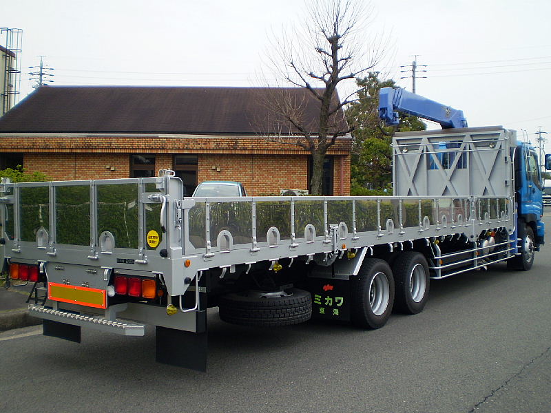 Isuzu () Giga CYZ77V8J:  