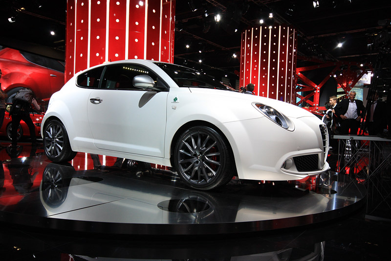 Alfa Romeo ( ) Mi.To - Quadrifoglio Verde:  