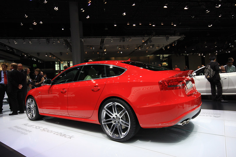 Audi () S5 Sportback:  