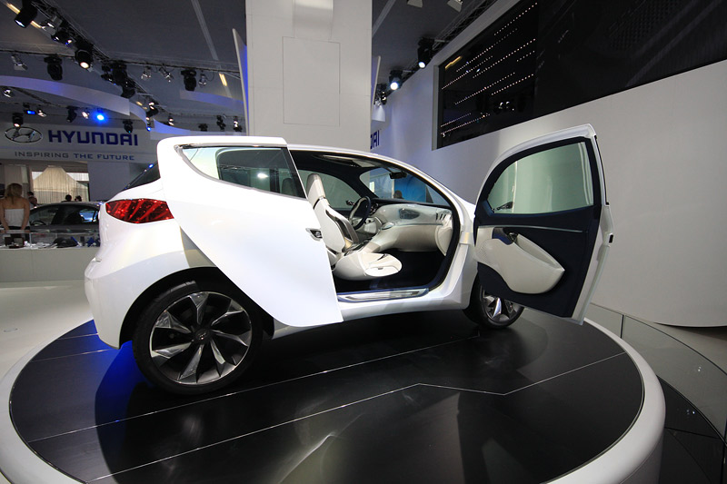 Hyundai () ix-Meto:  