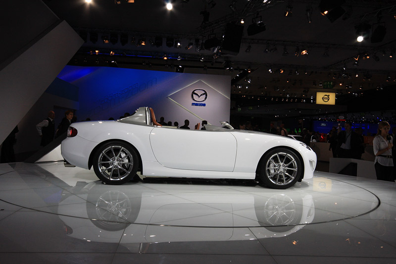 Mazda () MX-5 Superlight:  