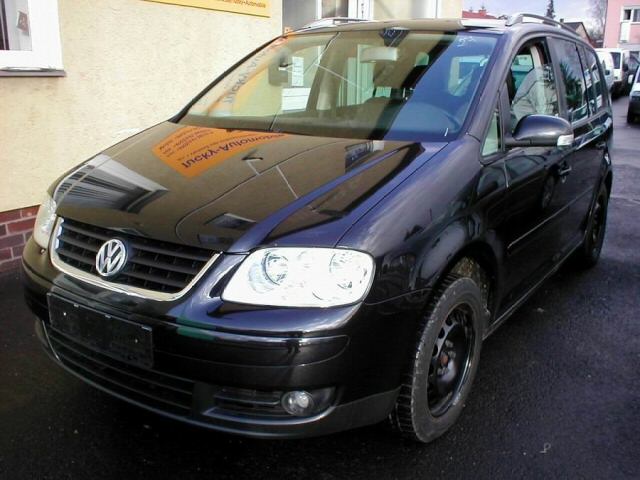 Volkswagen (VW) () Touran (1T1, 1T2):  