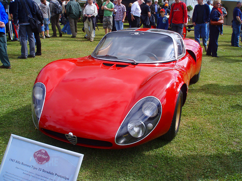 Alfa Romeo ( ) Tipo 33 Stradale:  