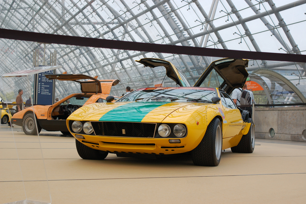 De Tomaso ( ) Mangusta:  