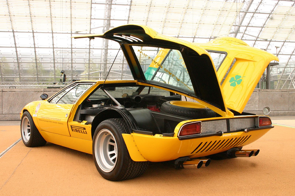 De Tomaso ( ) Mangusta:  