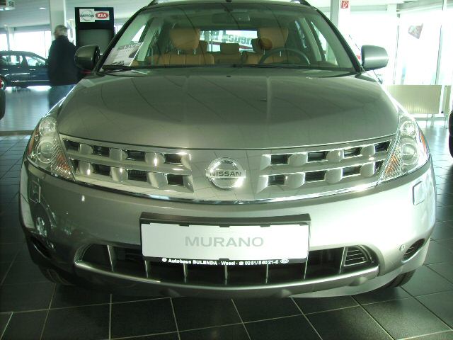 Nissan () Murano:  