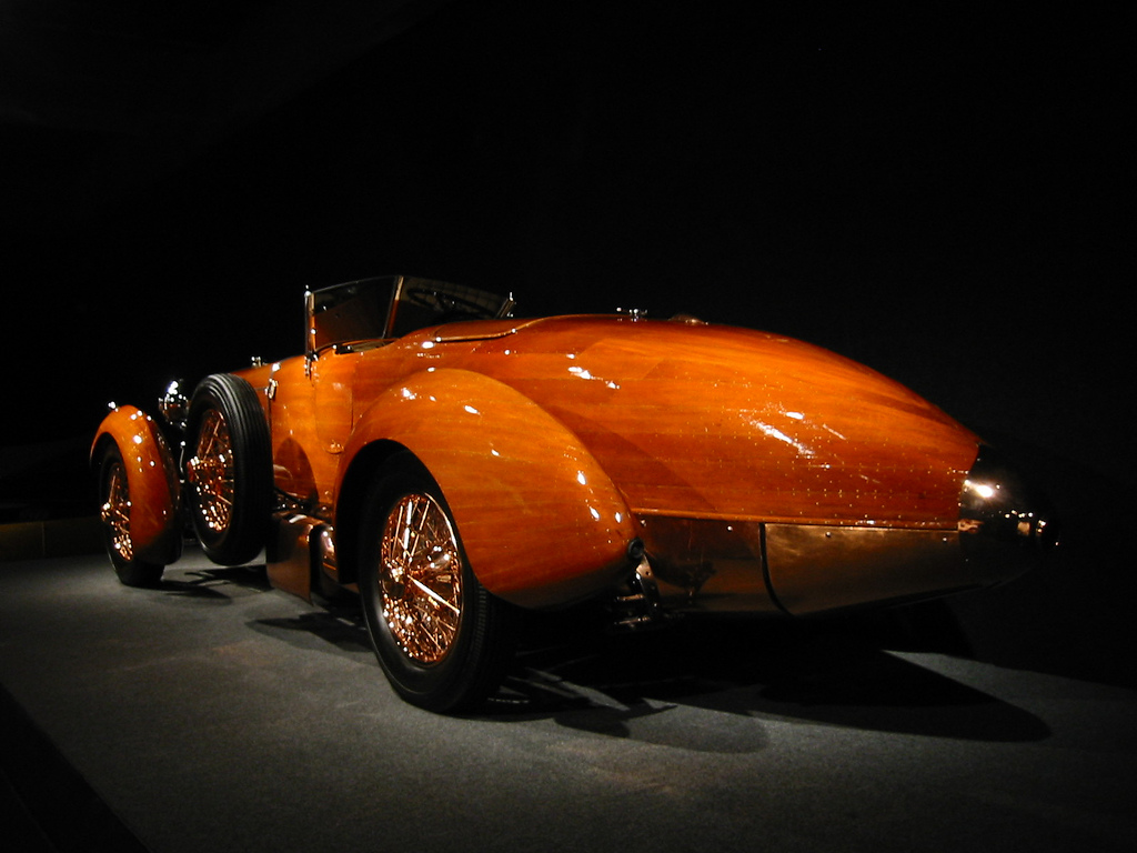 Hispano-Suiza () H6C Tulipwood:  