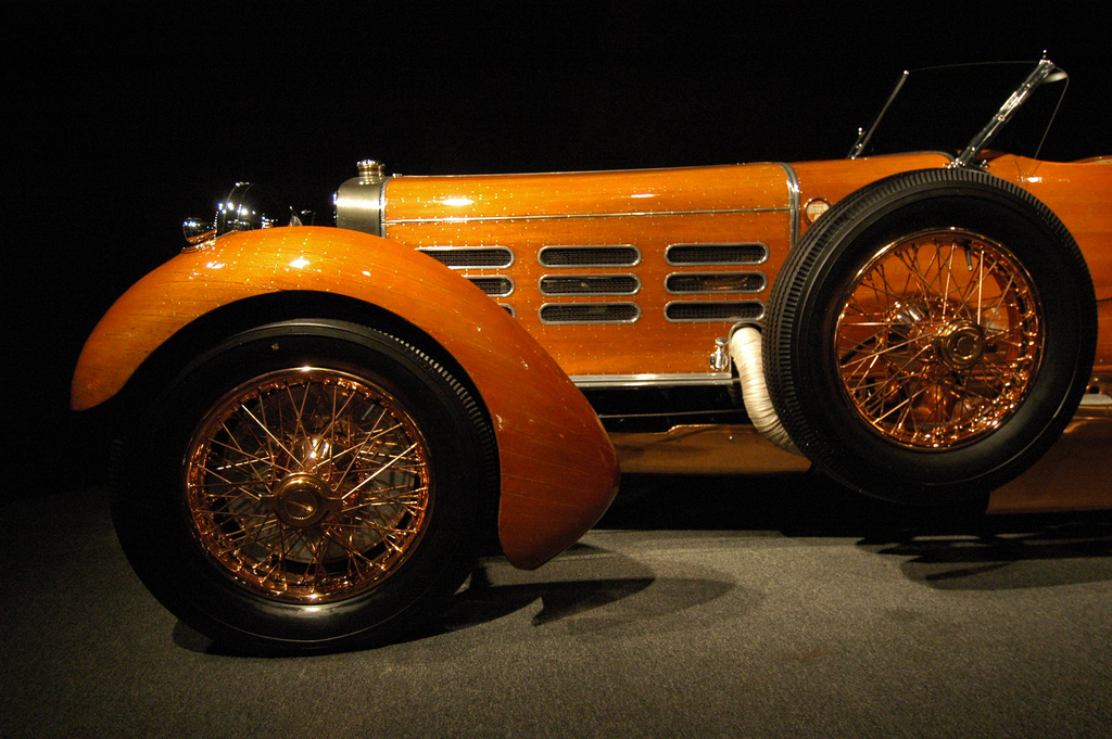 Hispano-Suiza () H6C Tulipwood:  