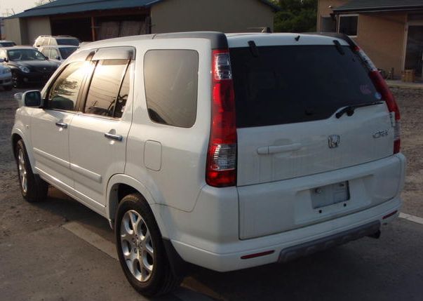 Honda () CR-V II:  