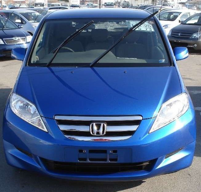 Honda () Edix:  