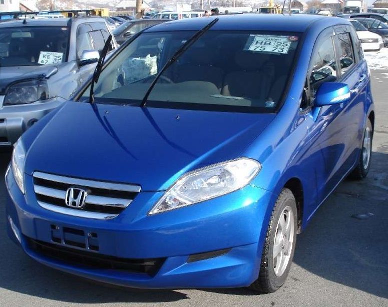Honda () Edix:  