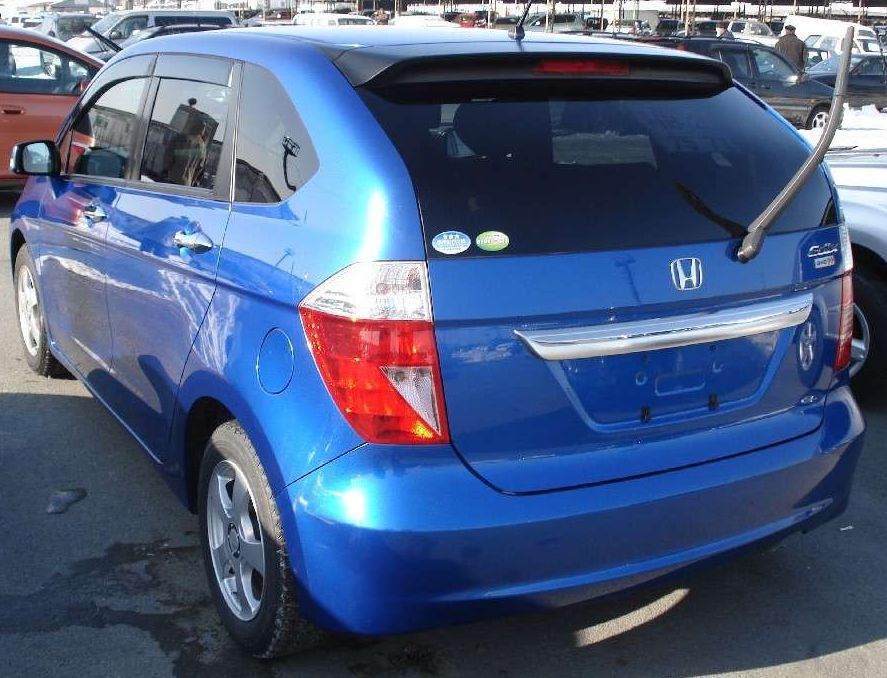 Honda () Edix:  