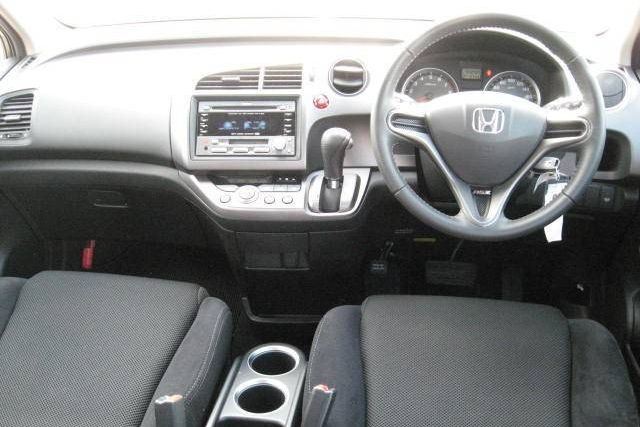 Honda () Stream II:  