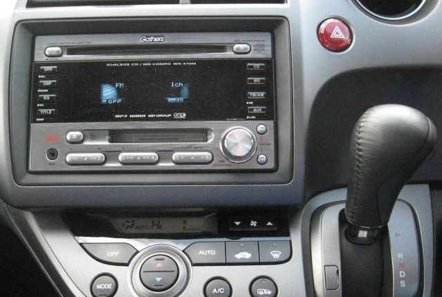 Honda () Stream II:  