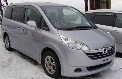 Honda () Stepwgn III:  