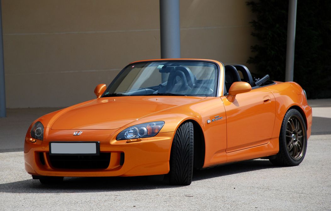 Honda () S2000:  