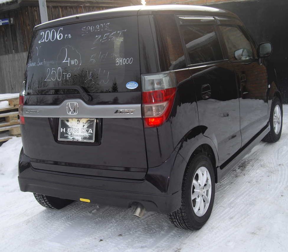 Honda () Zest I:  