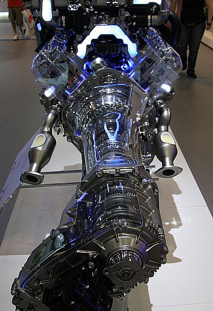 Toyota () 1VD-FTV:  