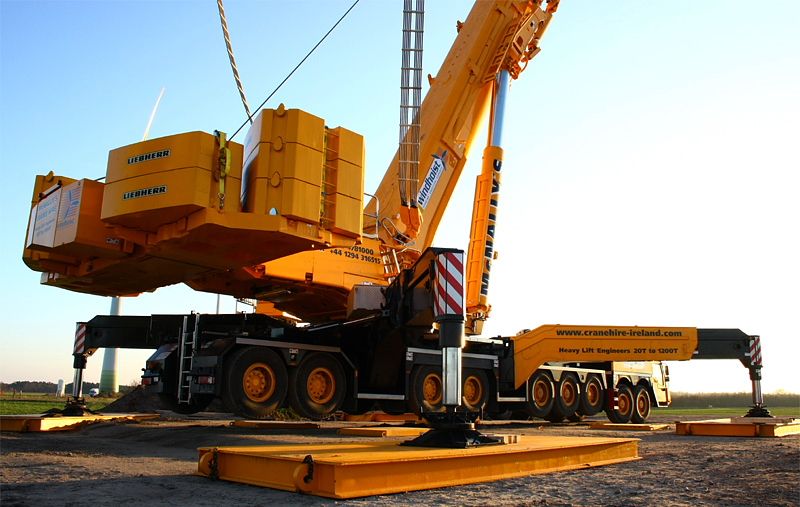 Liebherr () LTM 11200-9.1:   