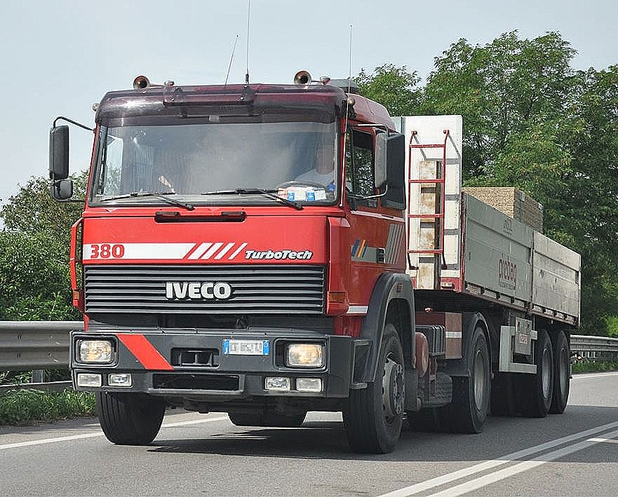 Iveco () TurboTech:  
