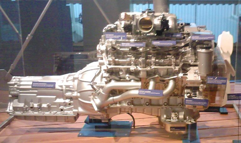 Toyota () 1UZ-FE (VVT-I):  