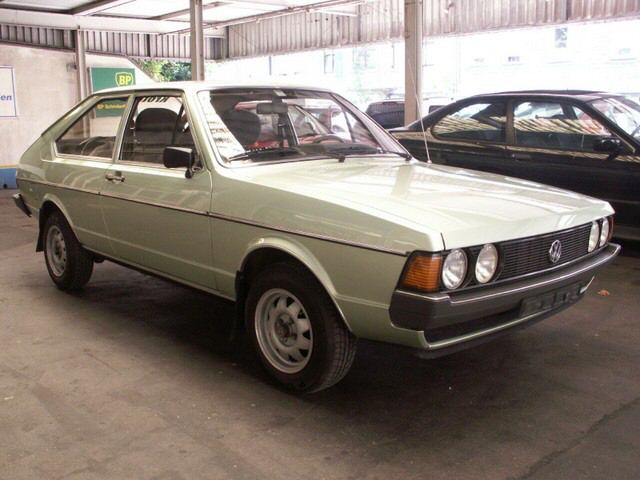 Volkswagen (VW) () Passat (32):  