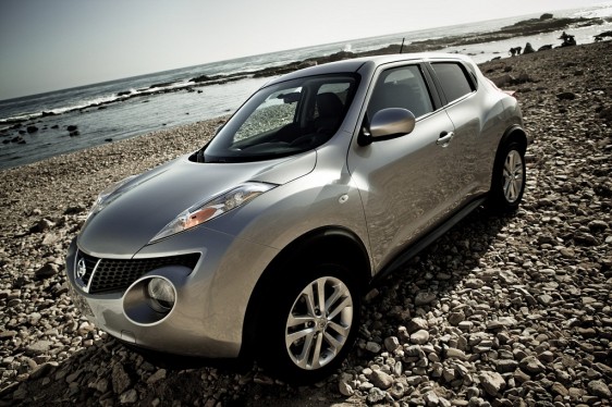 Nissan () Juke I (F15):  