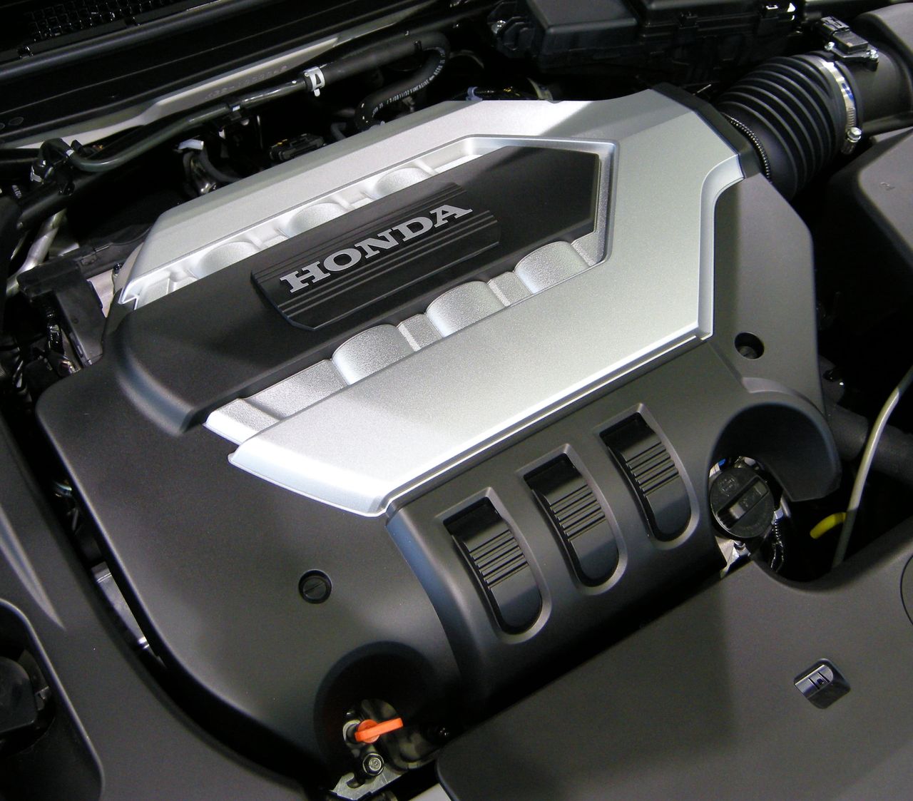 Honda () J37A:  