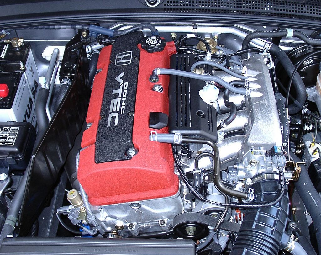Honda () F20C:  