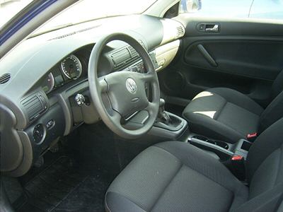 Volkswagen (VW) () Passat V (3B3):  