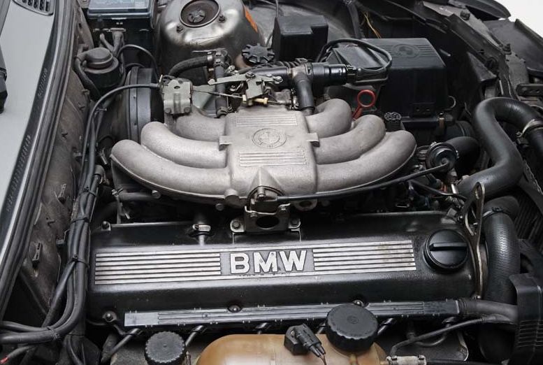 BMW () 204EA:  