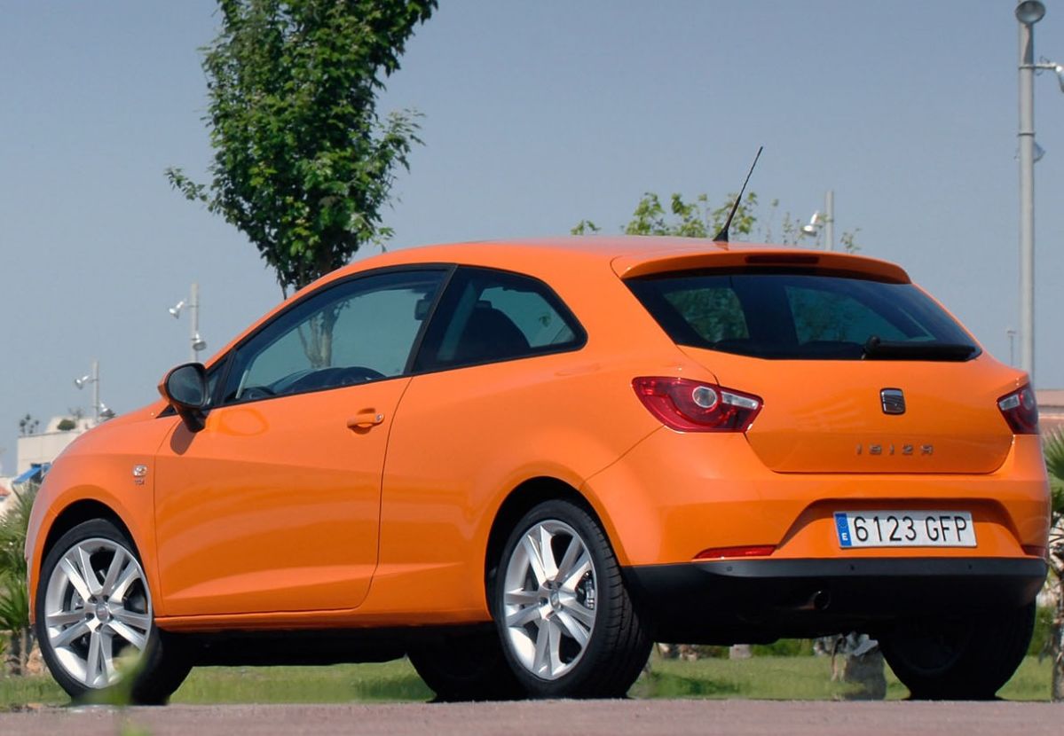Seat () Ibiza IV Sportcoupe (6J1, 6P1):  