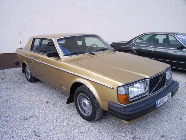 Volvo () 260:  