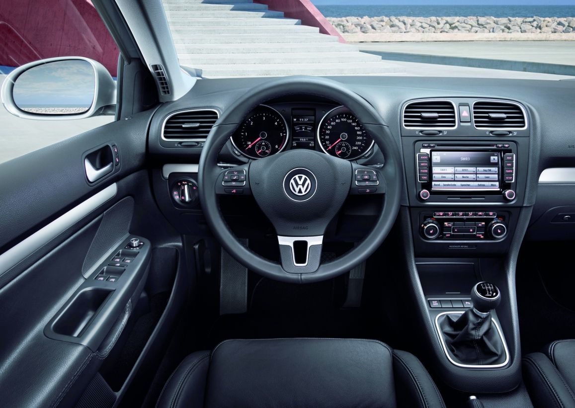 Volkswagen (VW) () Golf Variant VI (AJ5):  