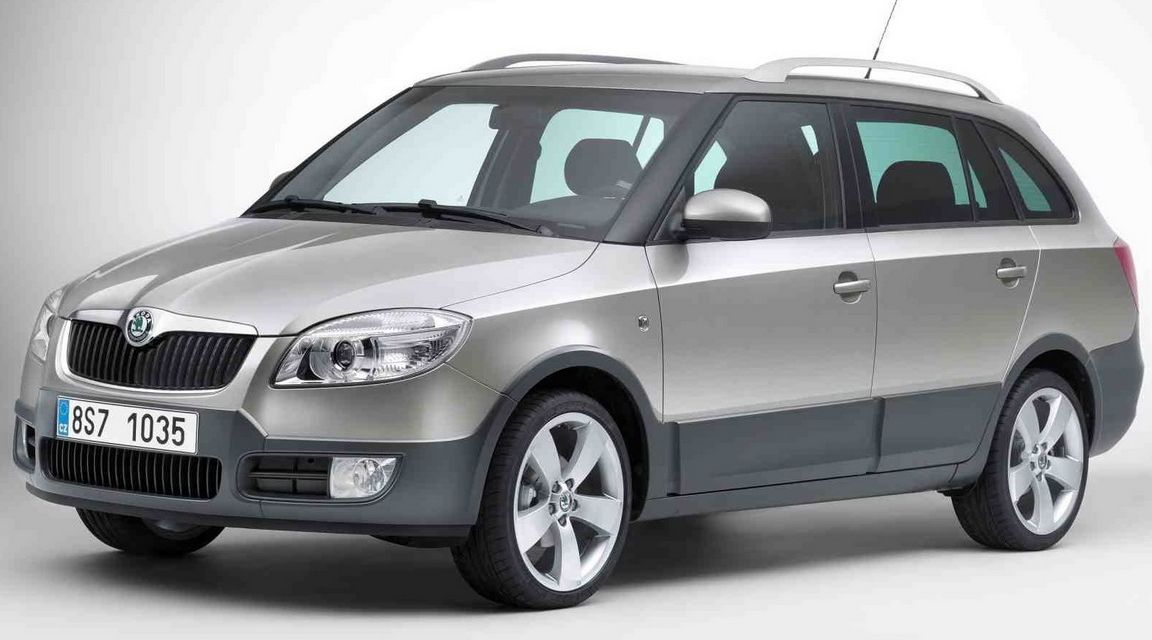 Skoda () Fabia II Scaut (5J5, 545):  