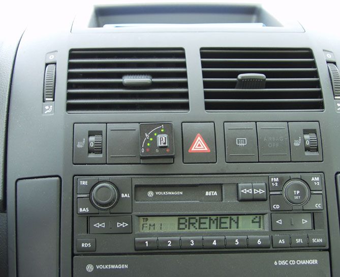 Volkswagen (VW) () Polo IV (9N1, 9N3):  