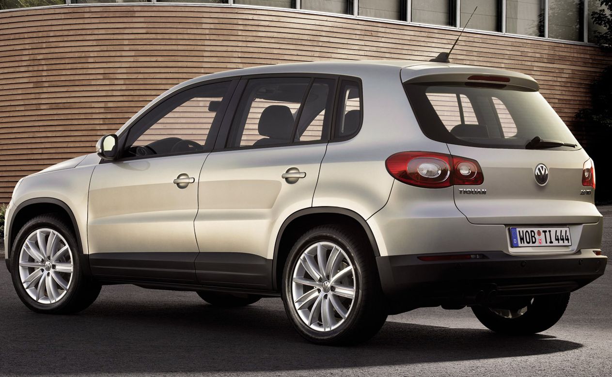 Volkswagen (VW) () Tiguan (5N1, 5N2):  